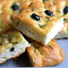 Focaccia with Olives (Slice)